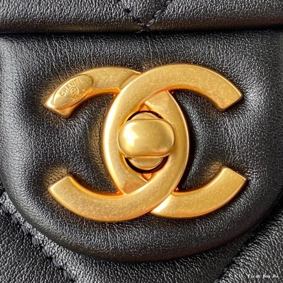 First Bag Ru FLAP BAG CHANEL 0819